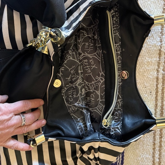 Betsey Johnson Bowlicious Black and White Striped Tote with Gold Accents - Picture 6 of 9
